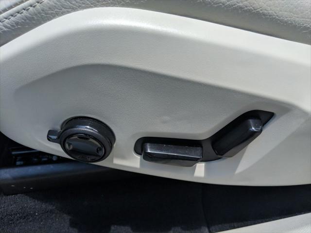 used 2020 Volvo XC60 car, priced at $28,773