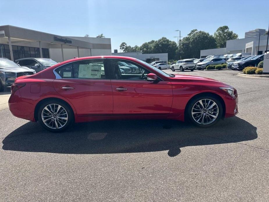 new 2024 INFINITI Q50 car