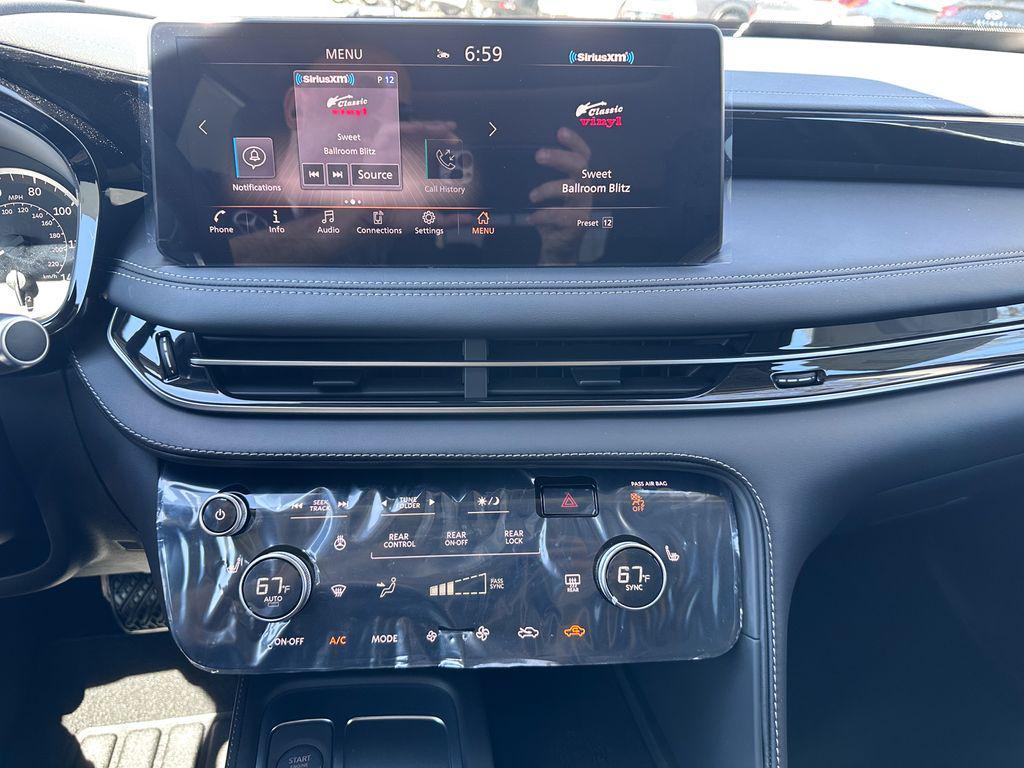 used 2025 INFINITI QX60 car, priced at $40,070