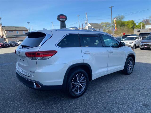 used 2018 Toyota Highlander car, priced at $25,997
