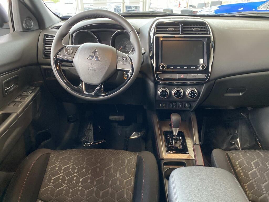 new 2025 Mitsubishi Outlander Sport car, priced at $31,515