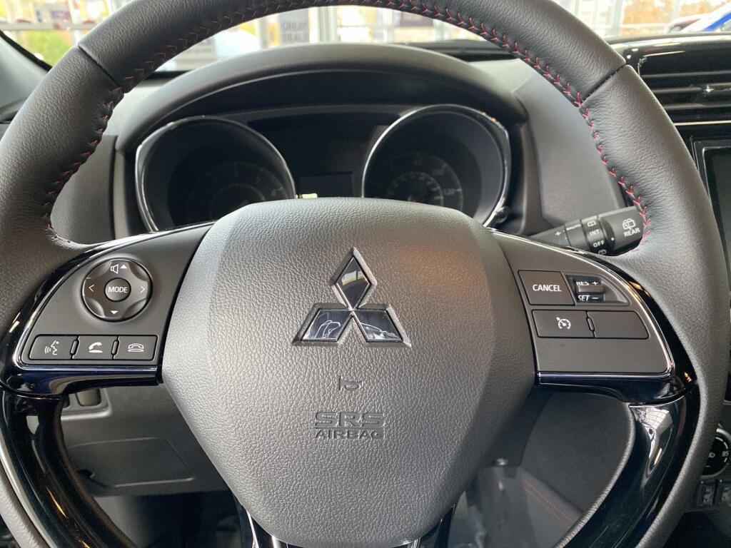 new 2025 Mitsubishi Outlander Sport car, priced at $31,515