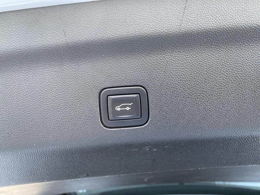 used 2021 Chevrolet Tahoe car, priced at $34,999