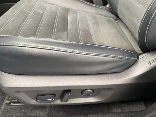 used 2023 Mitsubishi Outlander PHEV car, priced at $29,997