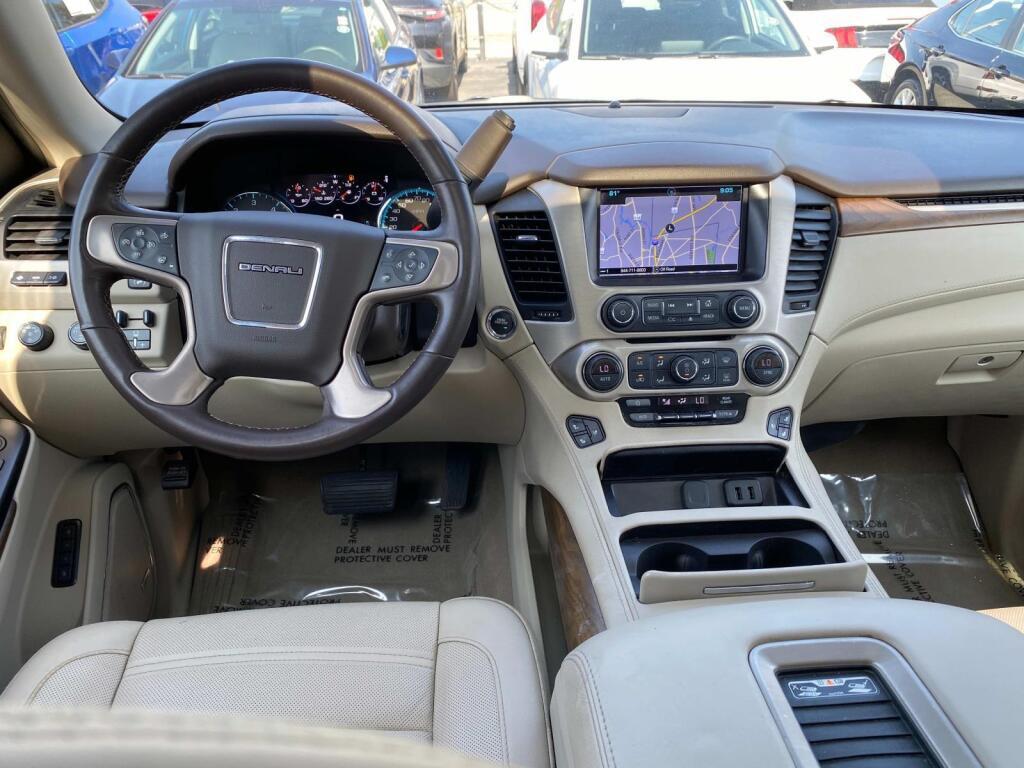used 2020 GMC Yukon XL car, priced at $34,999