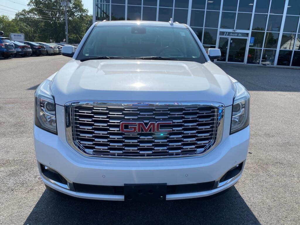 used 2020 GMC Yukon XL car, priced at $34,999