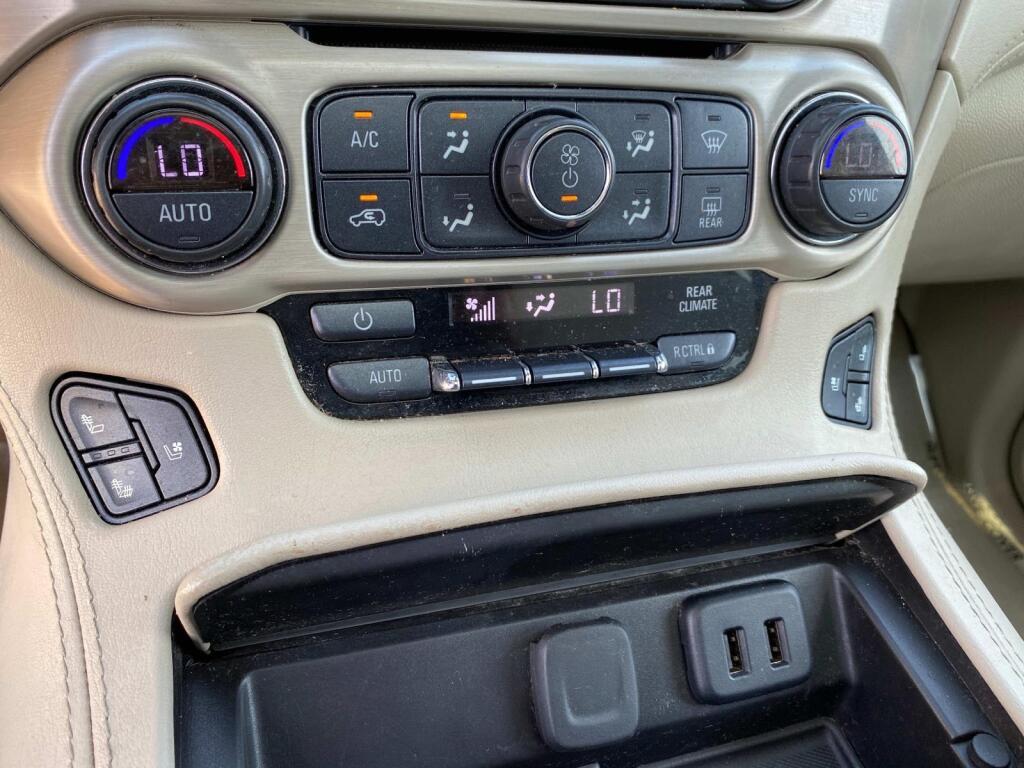 used 2020 GMC Yukon XL car, priced at $34,999