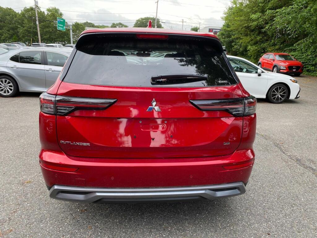 new 2025 Mitsubishi Outlander car, priced at $40,565