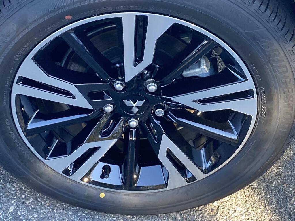 new 2026 Mitsubishi Eclipse Cross car, priced at $34,765