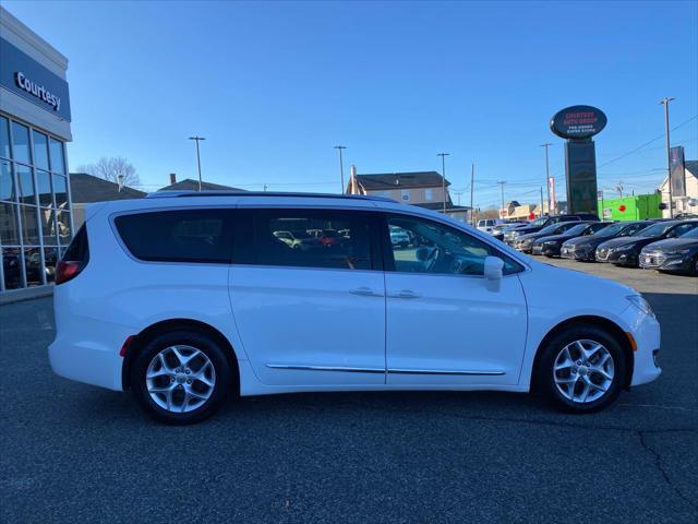 used 2020 Chrysler Pacifica car, priced at $20,999