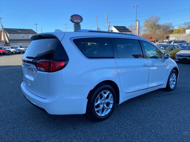 used 2020 Chrysler Pacifica car, priced at $20,999