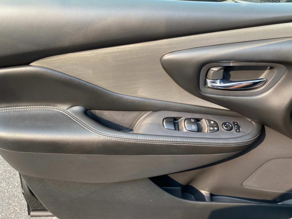 used 2018 Nissan Murano car, priced at $13,999