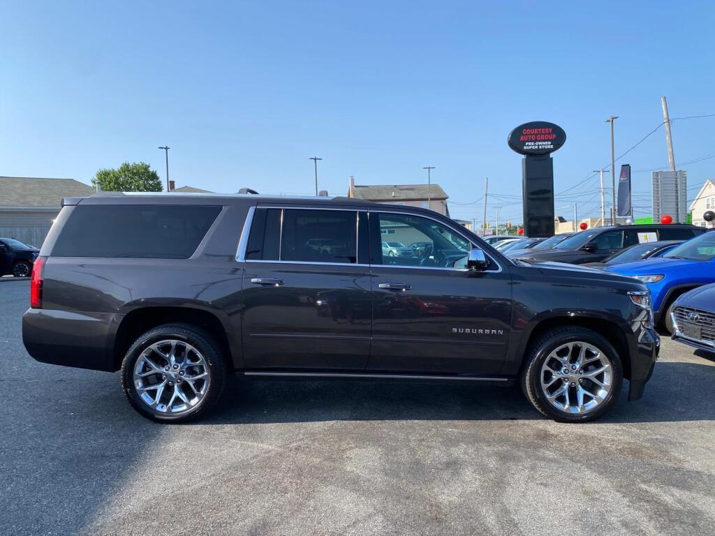 used 2017 Chevrolet Suburban car, priced at $29,999