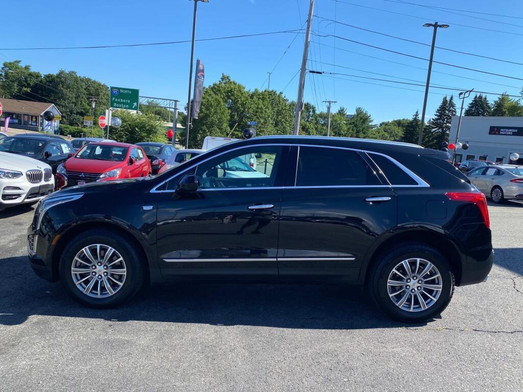 used 2017 Cadillac XT5 car, priced at $16,999