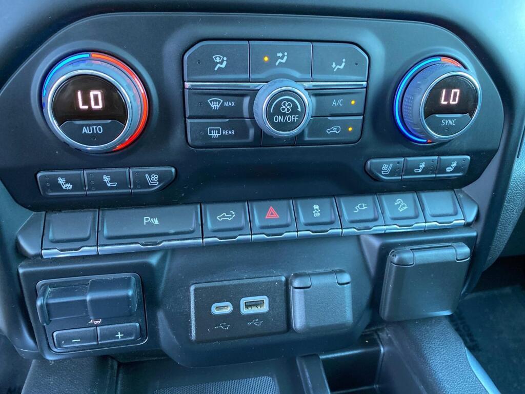 used 2022 Chevrolet Silverado 1500 car, priced at $38,977