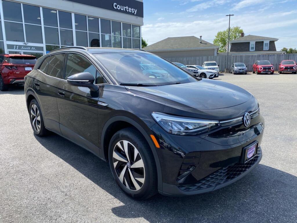 used 2023 Volkswagen ID.4 car, priced at $20,999
