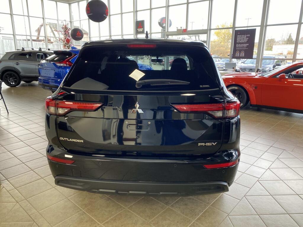 new 2025 Mitsubishi Outlander PHEV car, priced at $42,480