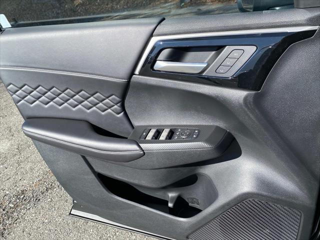 new 2025 Mitsubishi Outlander PHEV car, priced at $50,810