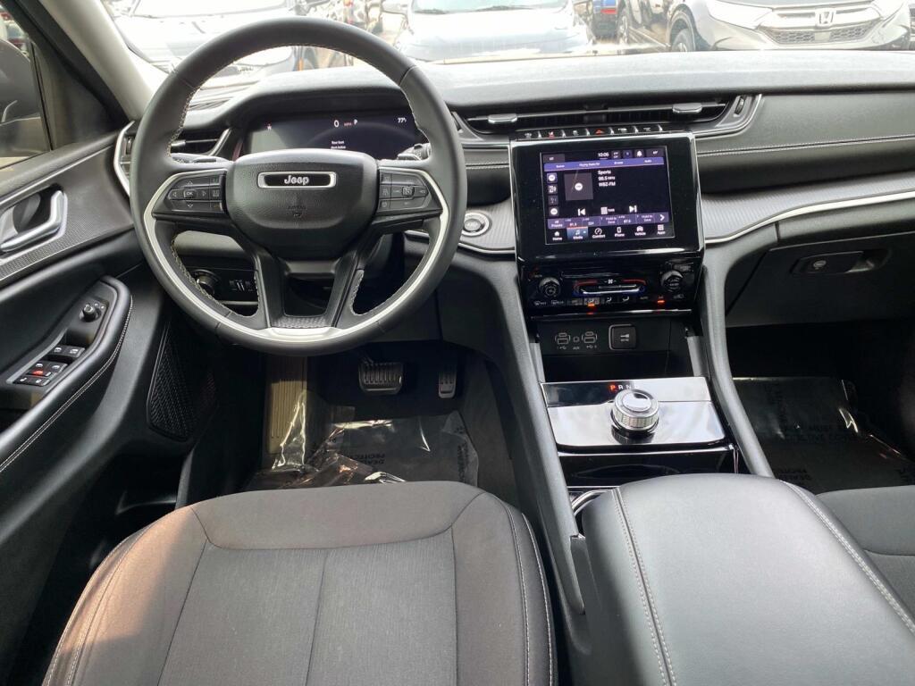 used 2023 Jeep Grand Cherokee L car, priced at $28,999