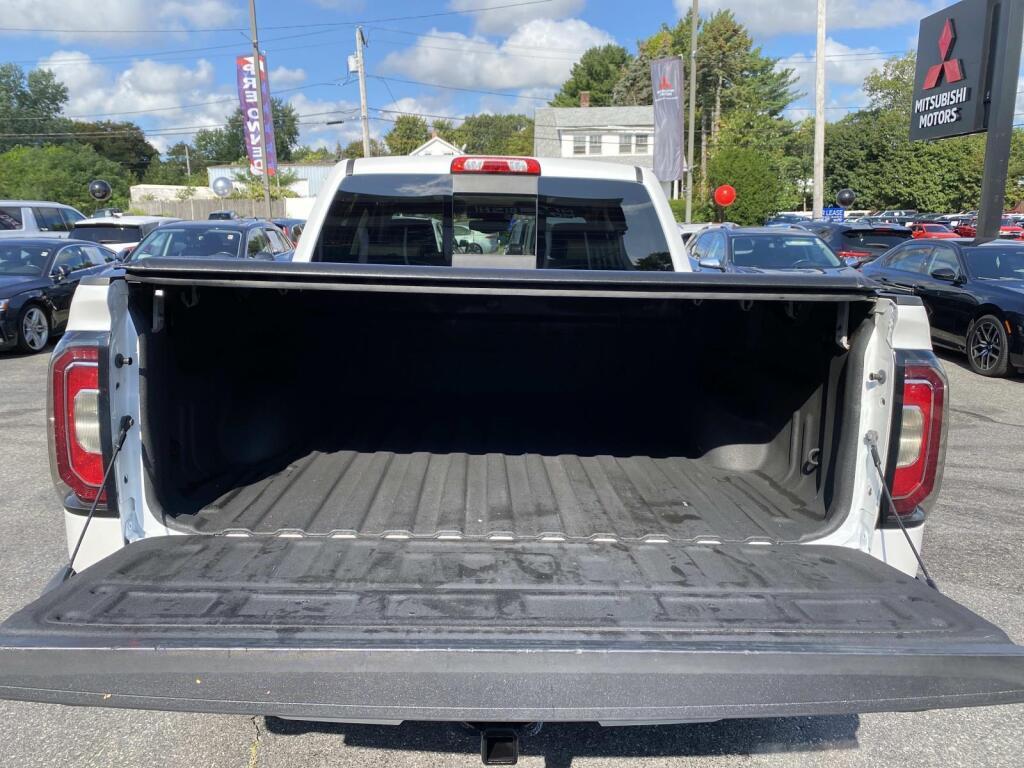 used 2018 GMC Sierra 1500 car, priced at $33,999
