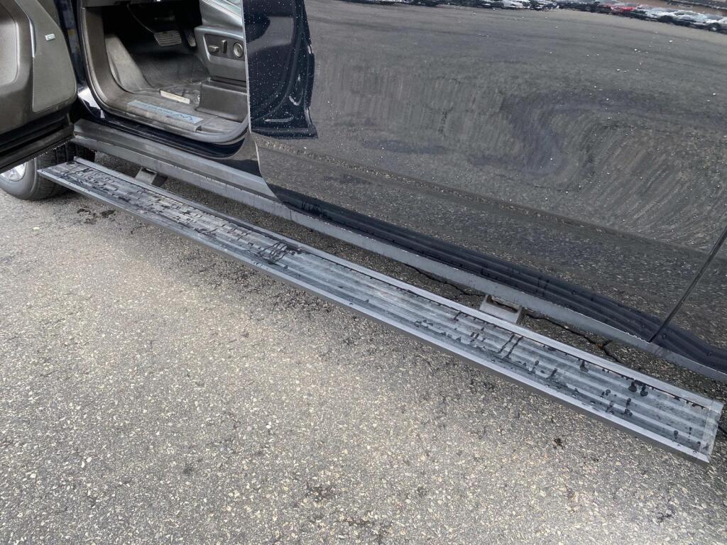 used 2021 Chevrolet Suburban car, priced at $53,999