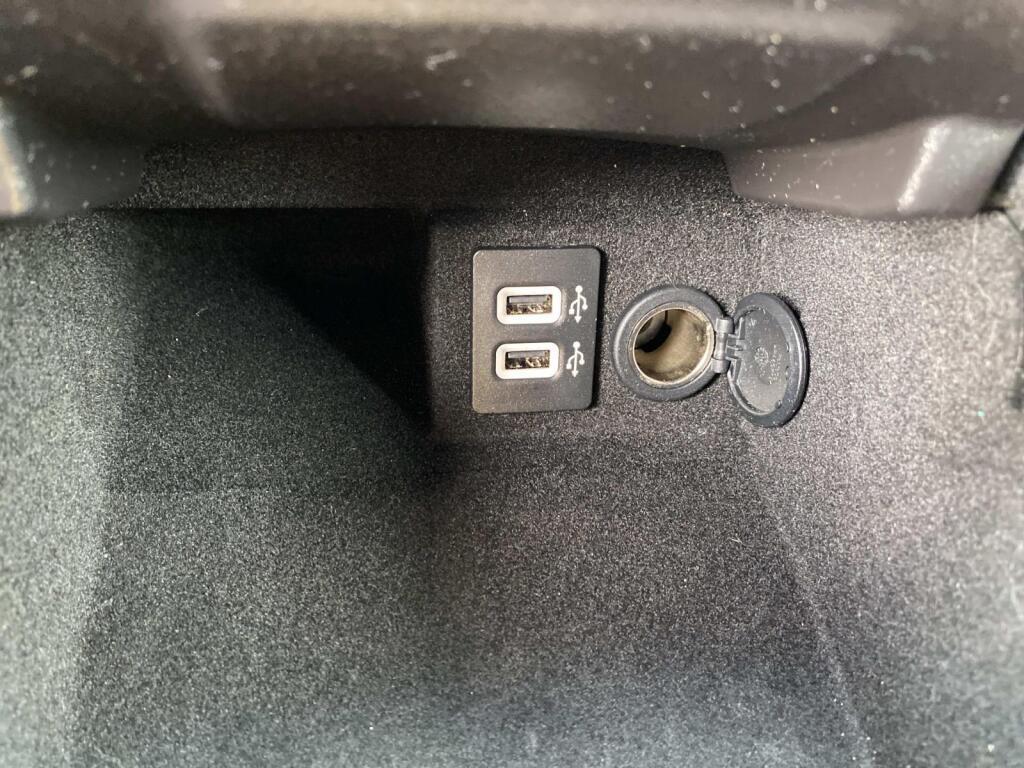 used 2017 Lincoln Continental car, priced at $15,777