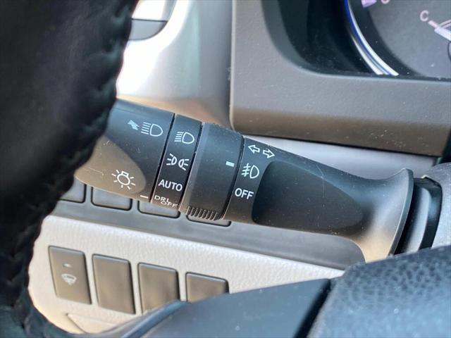 used 2015 Toyota Highlander car, priced at $18,999