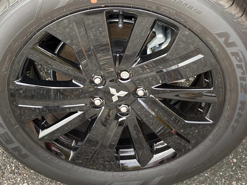 new 2025 Mitsubishi Outlander Sport car, priced at $31,515