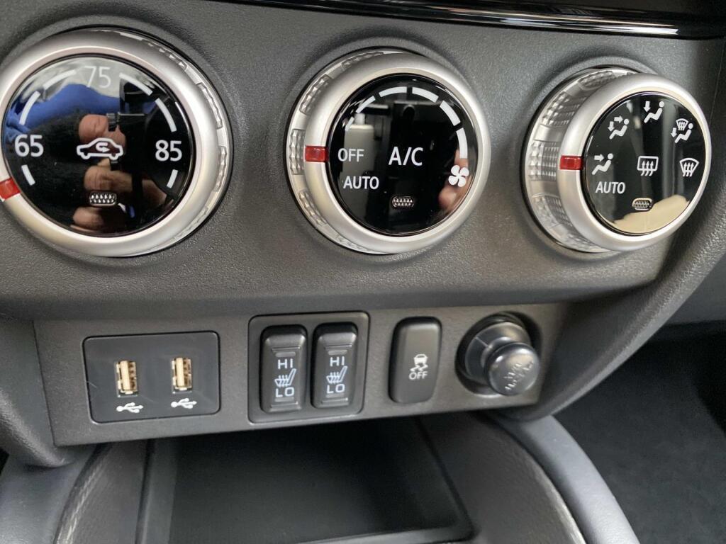 new 2025 Mitsubishi Outlander Sport car, priced at $31,515