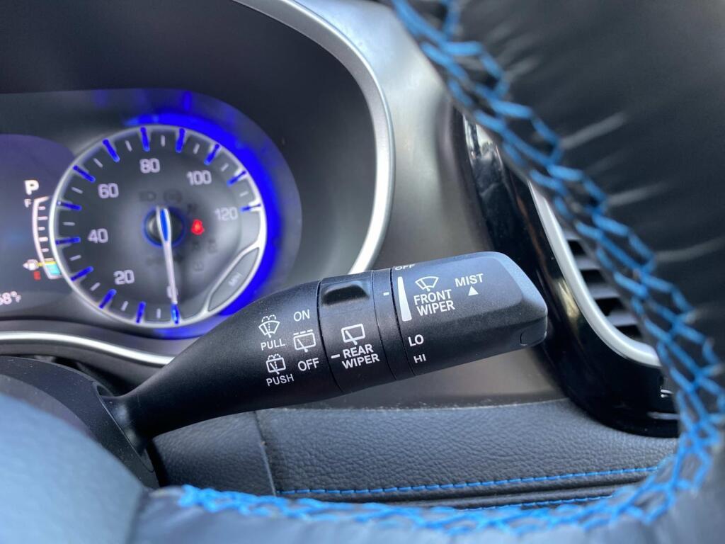 used 2021 Chrysler Pacifica car, priced at $27,999