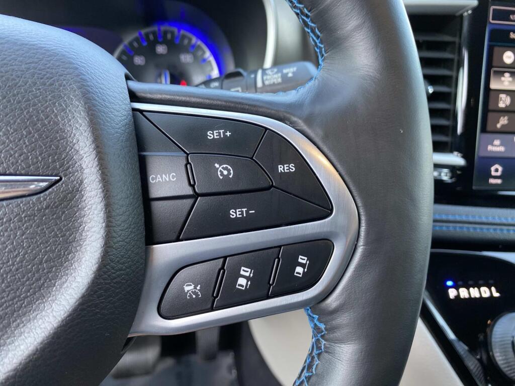 used 2021 Chrysler Pacifica car, priced at $27,999
