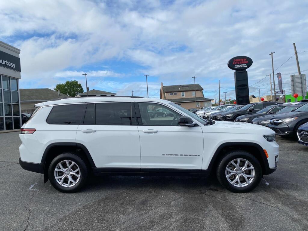 used 2021 Jeep Grand Cherokee L car, priced at $25,999