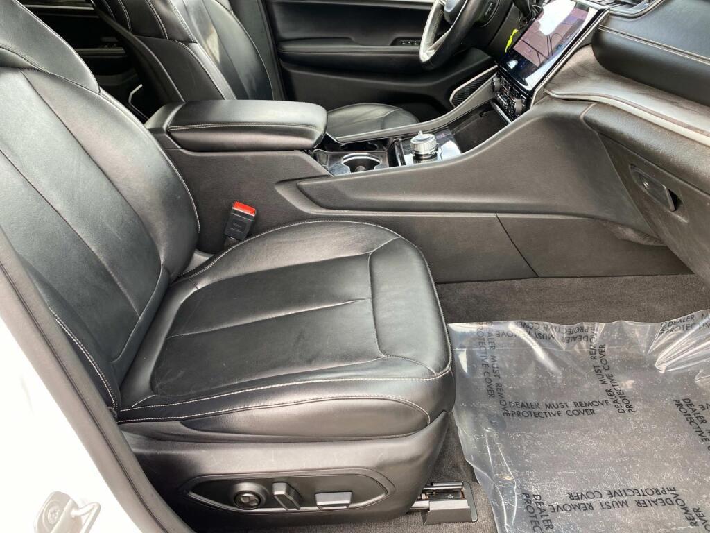 used 2021 Jeep Grand Cherokee L car, priced at $25,999