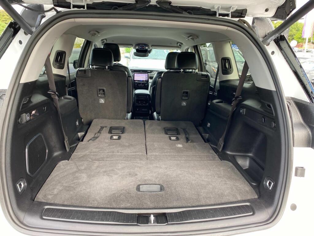 used 2021 Jeep Grand Cherokee L car, priced at $25,999