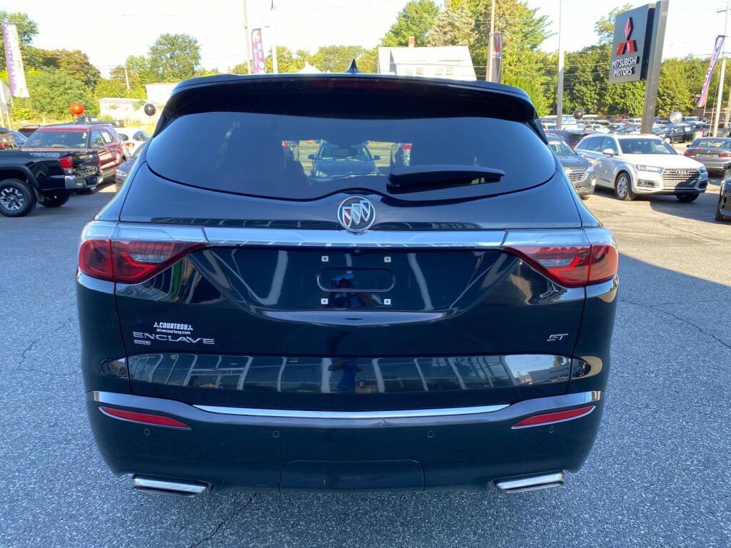 used 2022 Buick Enclave car, priced at $30,777