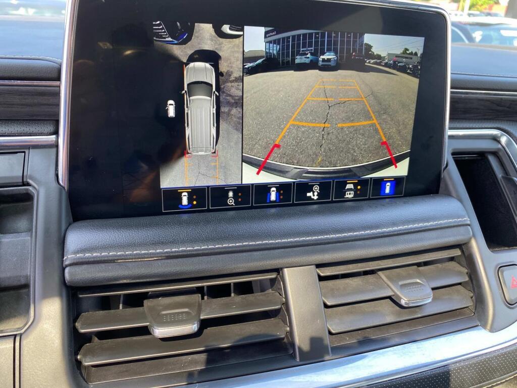 used 2022 GMC Yukon XL car, priced at $37,999