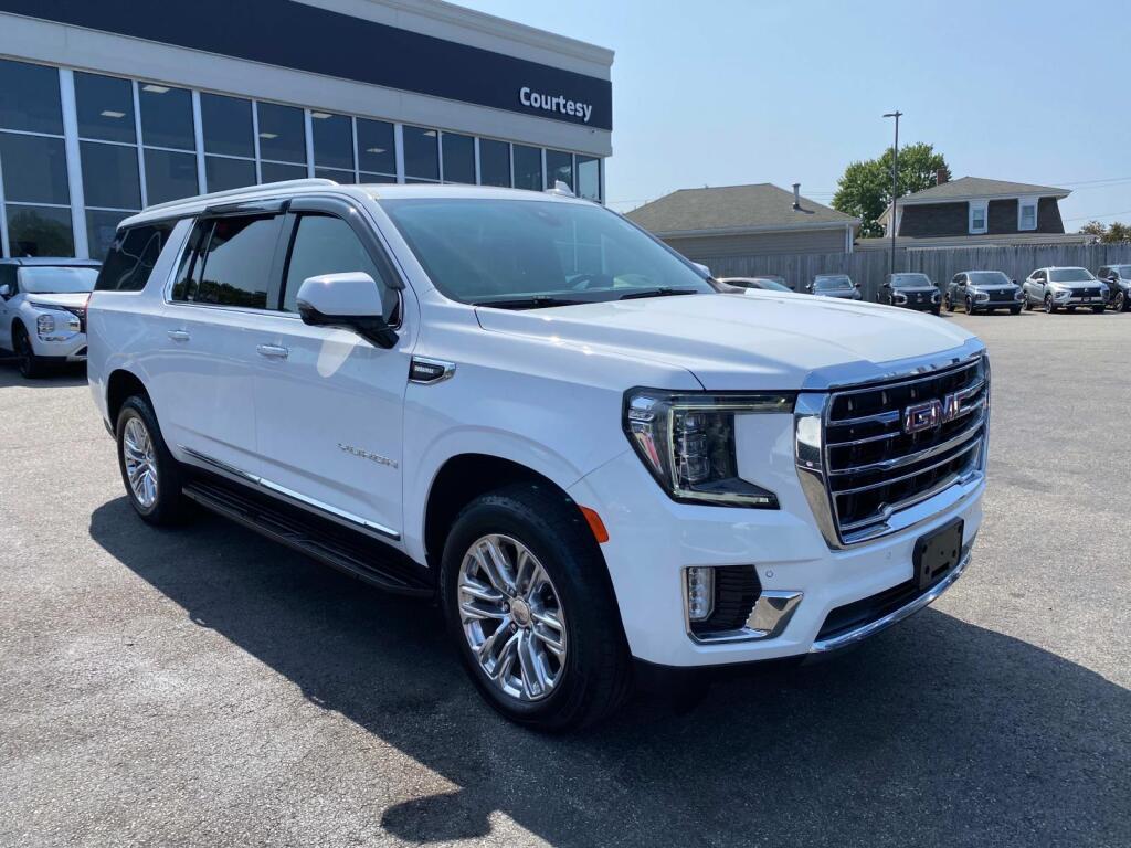 used 2022 GMC Yukon XL car, priced at $37,999