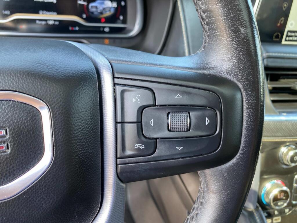 used 2022 GMC Yukon XL car, priced at $37,999