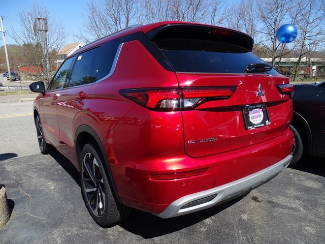 new 2024 Mitsubishi Outlander car, priced at $38,534