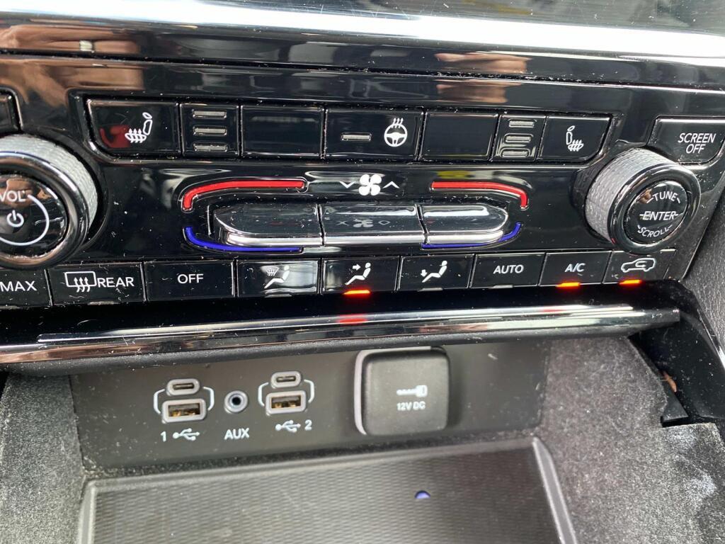 used 2022 Jeep Grand Cherokee L car, priced at $30,999