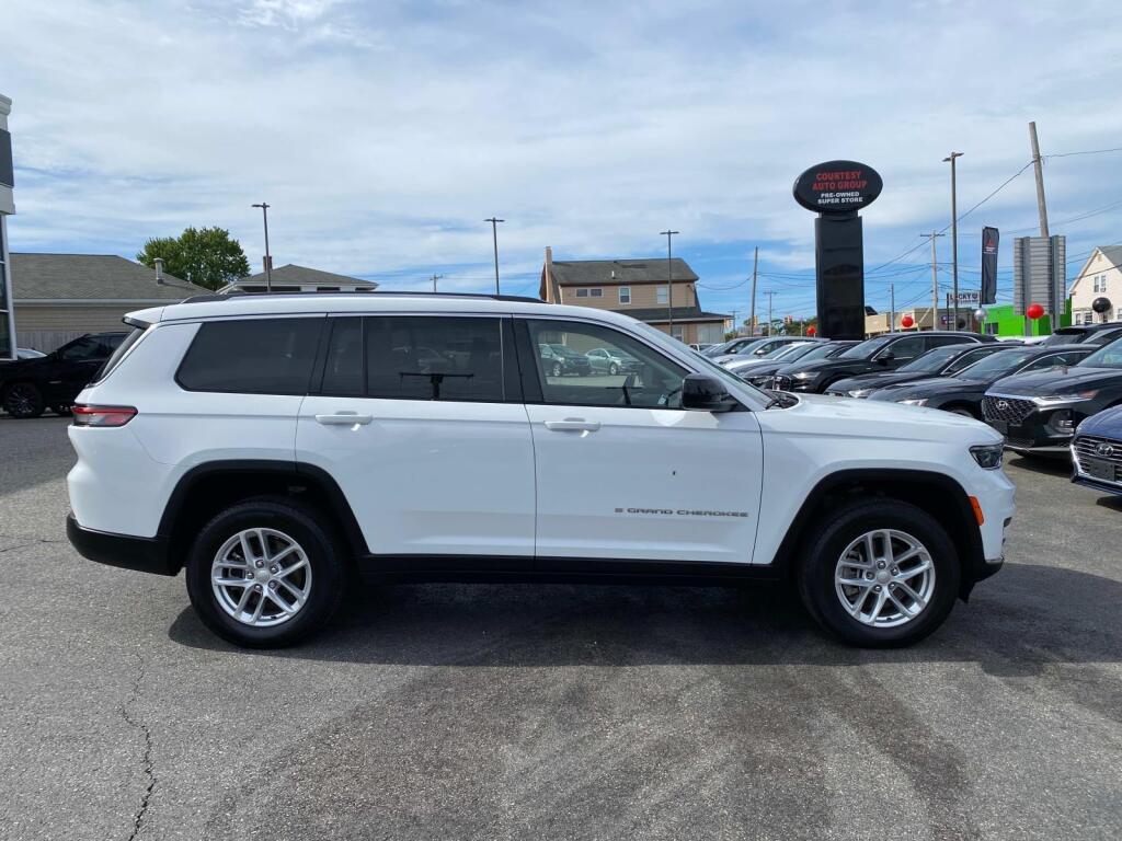 used 2022 Jeep Grand Cherokee L car, priced at $30,999