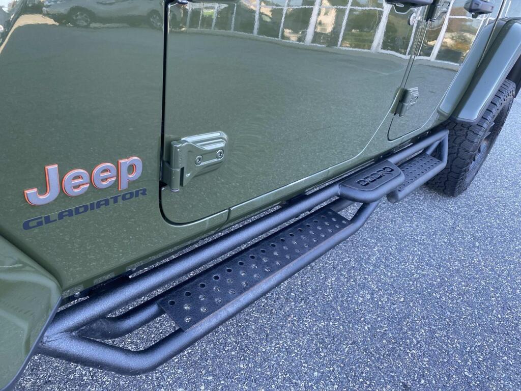 used 2022 Jeep Gladiator car, priced at $37,999