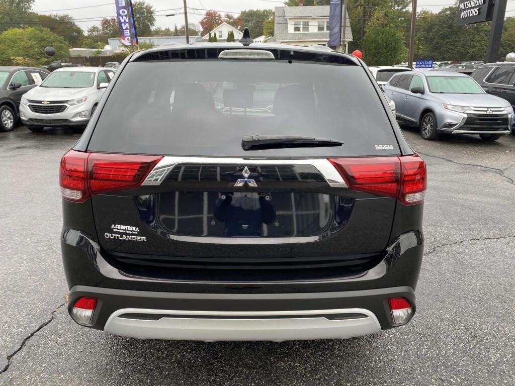 used 2020 Mitsubishi Outlander car, priced at $17,999