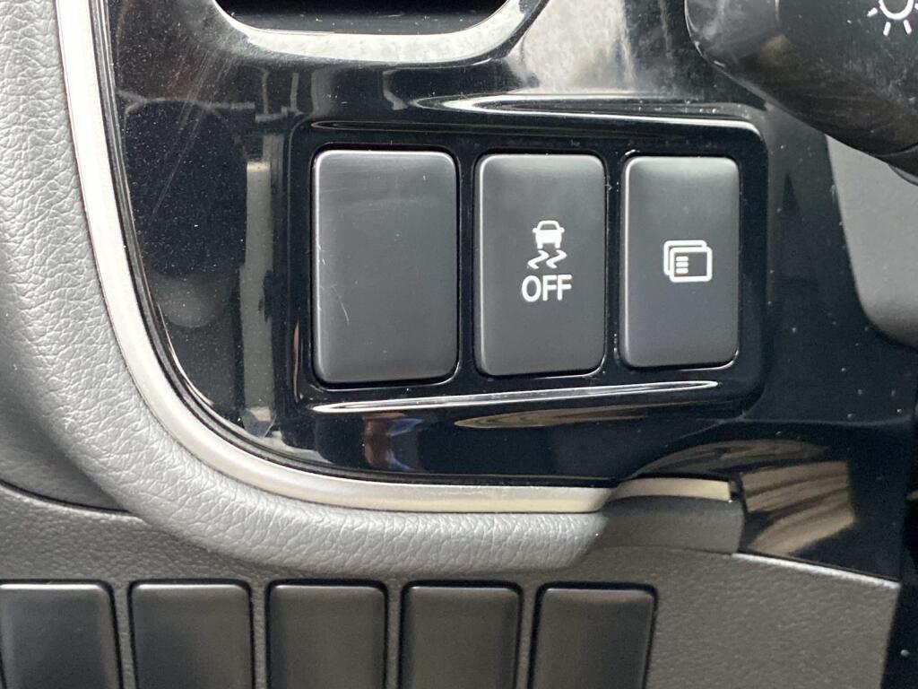 used 2020 Mitsubishi Outlander car, priced at $17,999