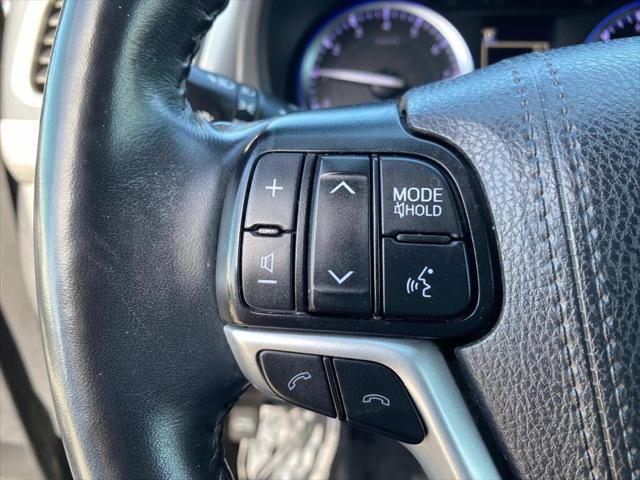used 2019 Toyota Highlander car, priced at $27,777