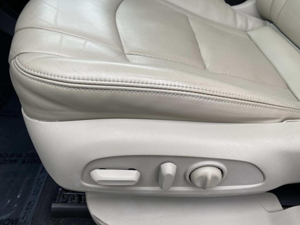 used 2018 Buick Enclave car, priced at $18,999