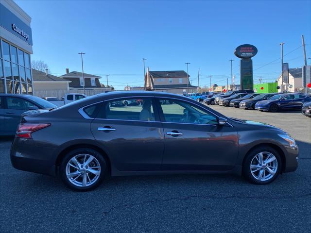 used 2013 Nissan Altima car, priced at $10,987