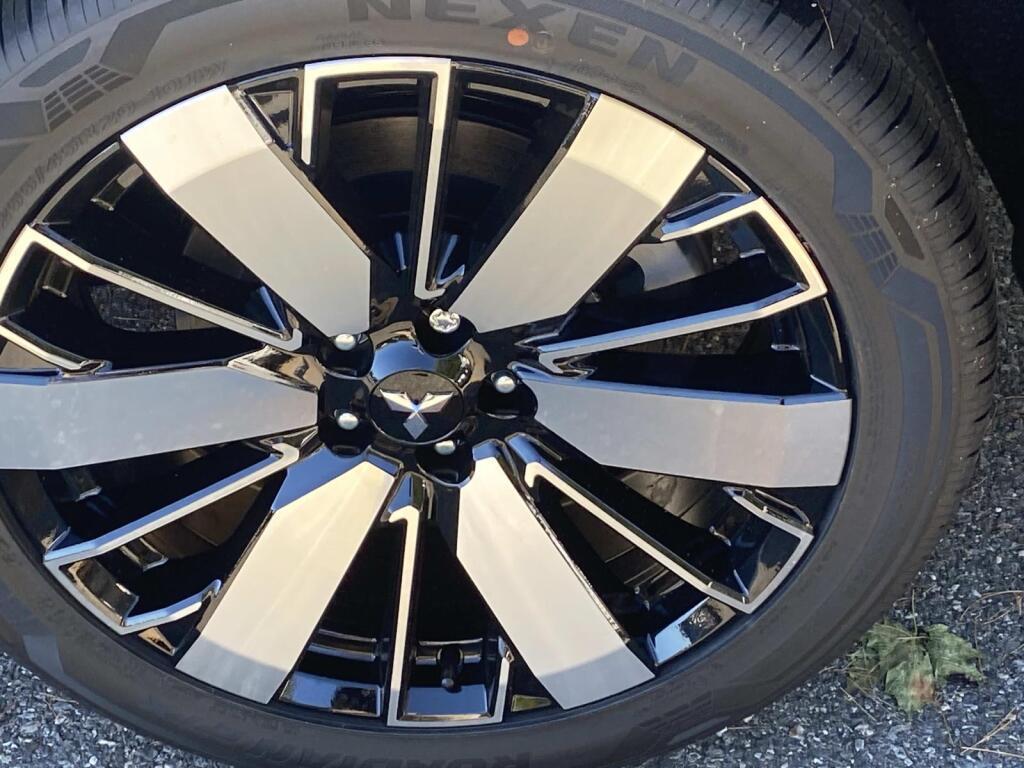 new 2025 Mitsubishi Outlander car, priced at $38,900