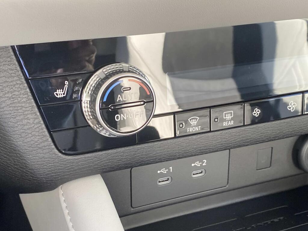 new 2025 Mitsubishi Outlander car, priced at $38,900