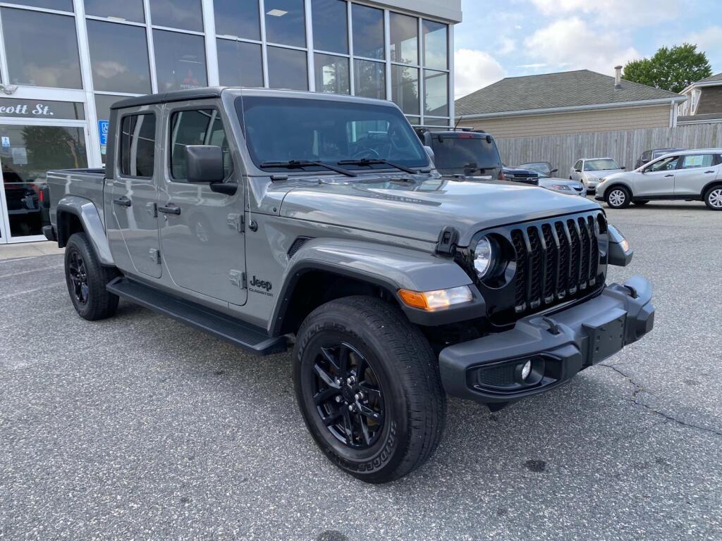 used 2022 Jeep Gladiator car, priced at $32,999